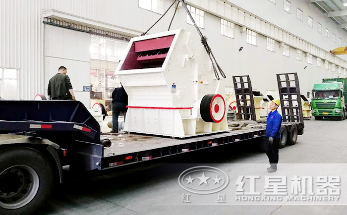 反擊破裝車、發(fā)貨現(xiàn)場